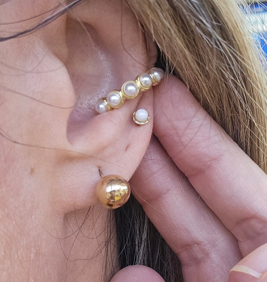 Small Mermaid Pearls Ear Cuff