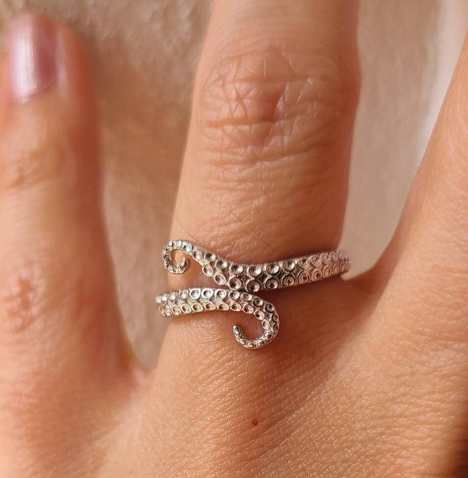 Dainty Octopus Tentacle Ring