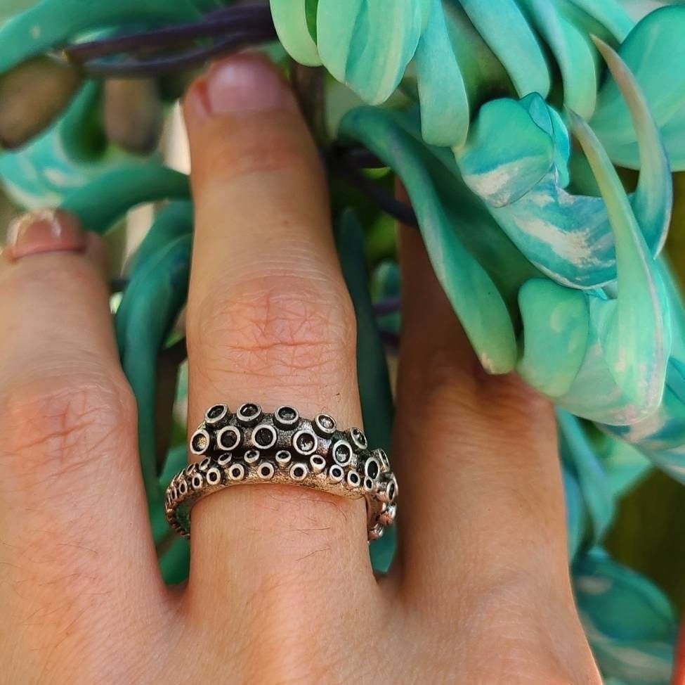 Kraken Tentacle Ring