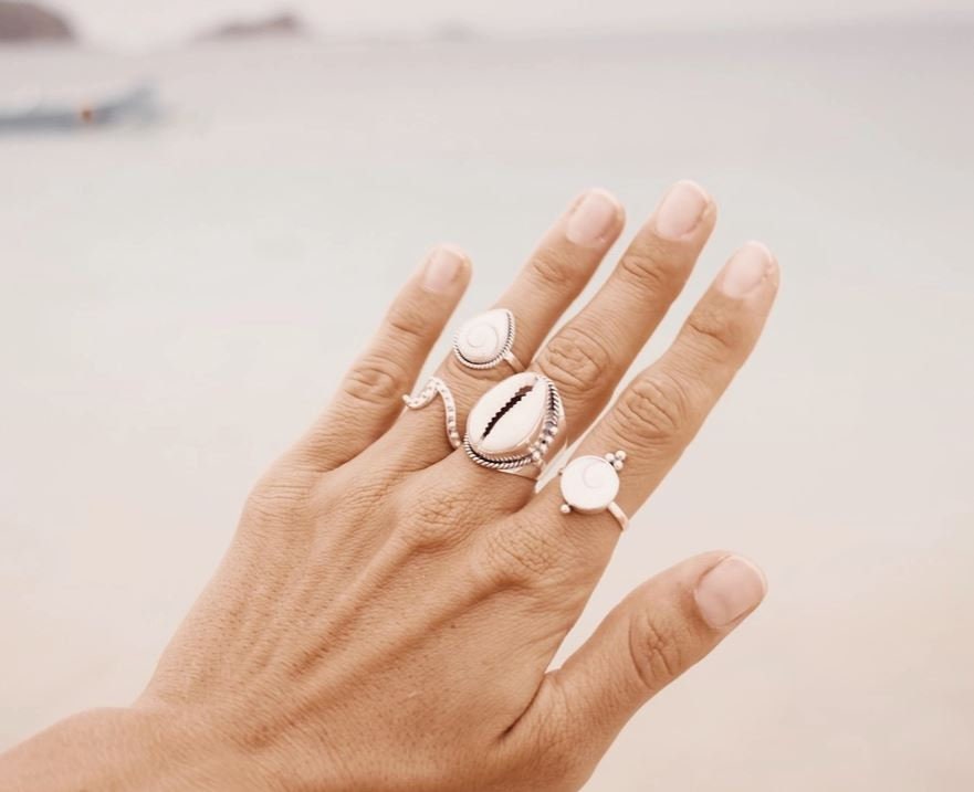 Wave Ring - 925 pure Silver, Dainty, Hammered ring, Ocean Tide, Beach, Jewelry in Silver, surf